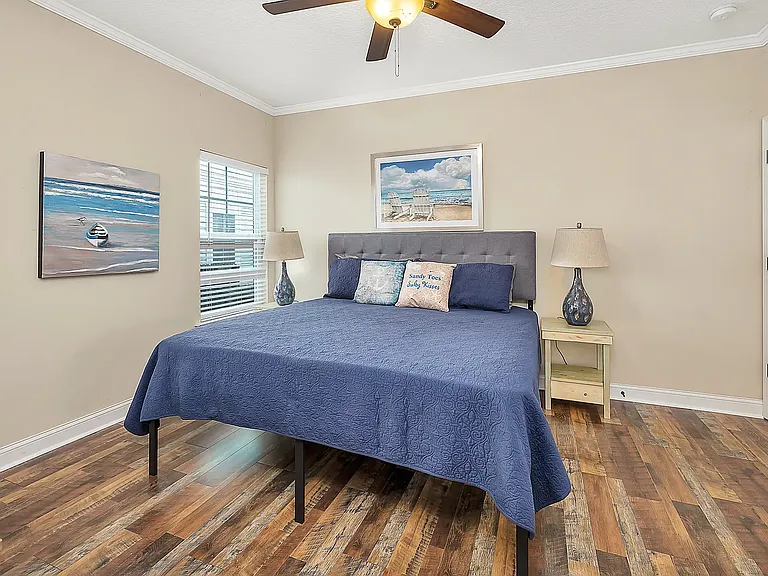 115 Maple St — Photo 11