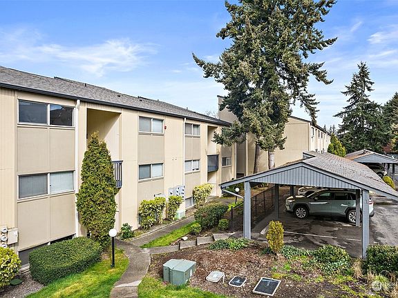 2nd image of 31003 14th Avenue S #C11