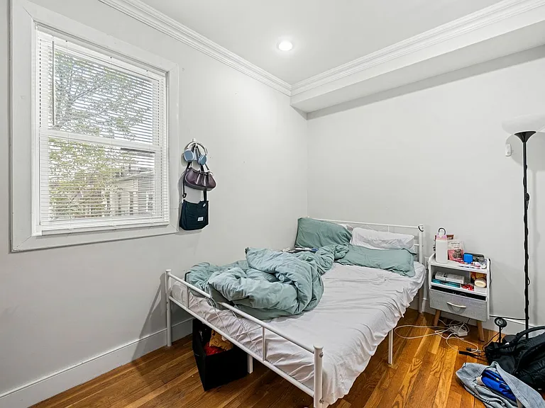 66 Mozart St #3 — Photo 8
