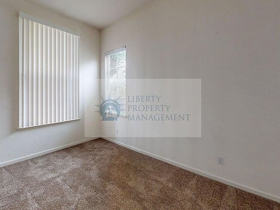 3rd image of 5503 Saxon Way