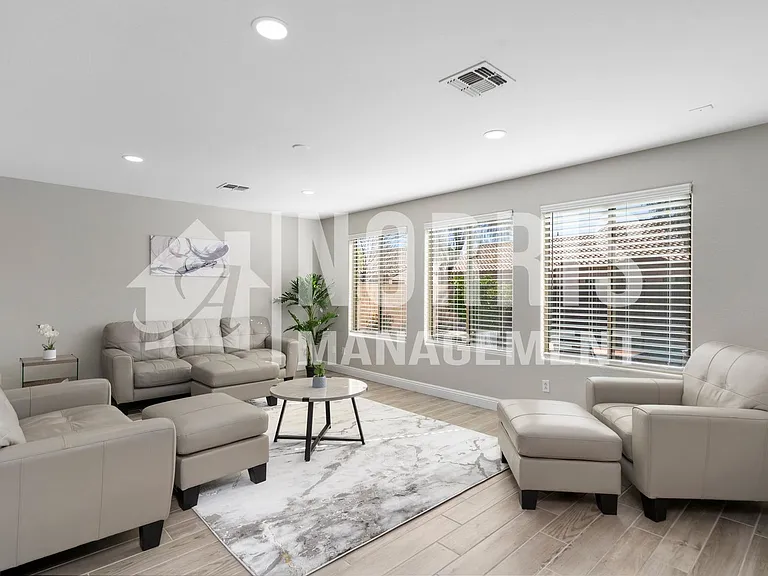 1553 E Alba Dr — Photo 12