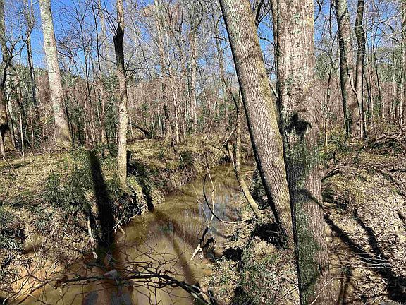 5th image of 282 Price Rd