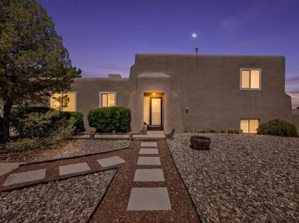4000 Las Cimbras Ct SE, Rio Rancho, NM 87124