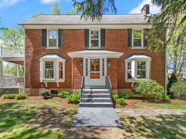 20 Prospect St, Hyde Park, MA 02136