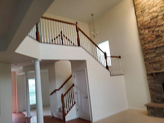 3rd image of 9520 Wintersweet Ln