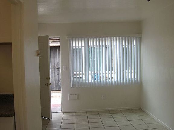 3rd image of 4576 35th St