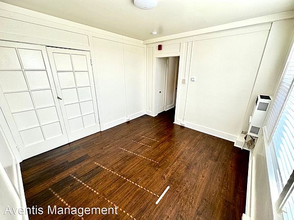 3rd image of 545 Georgia St APT 207