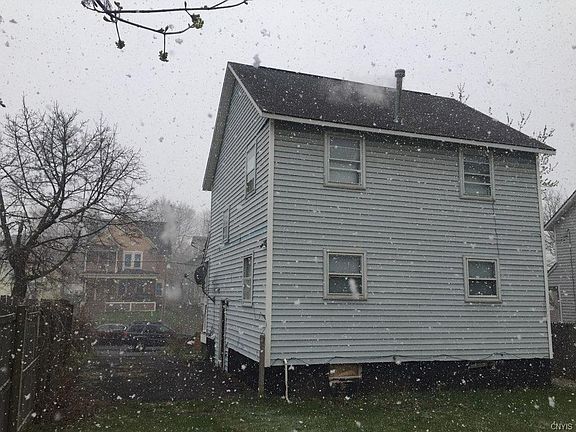 5th image of 627 Cannon St #29