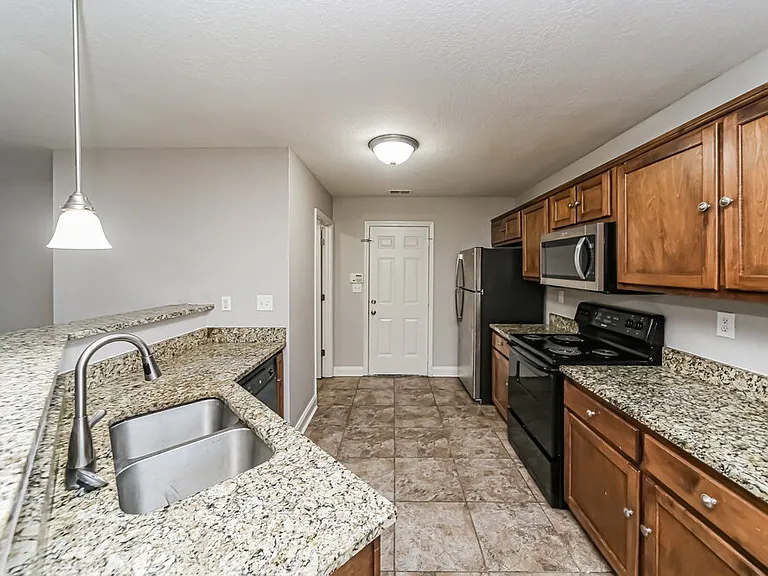 4216 Blake Cir — Photo 8
