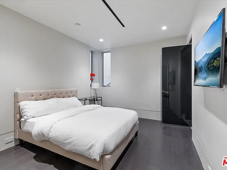 1620 Carla Rdg — Photo 35