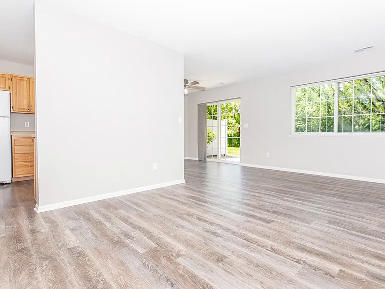 Georgetown Townhomes — Photo 18