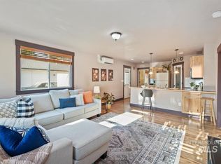 835 N 8 E, Mountain Home, ID 83647