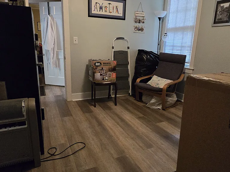 528 Whitfield St — Photo 14