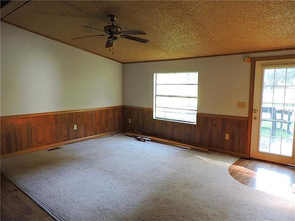 5th image of 10604 3rd St