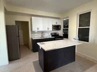 226 21st St #1, Irvington, NJ 07111