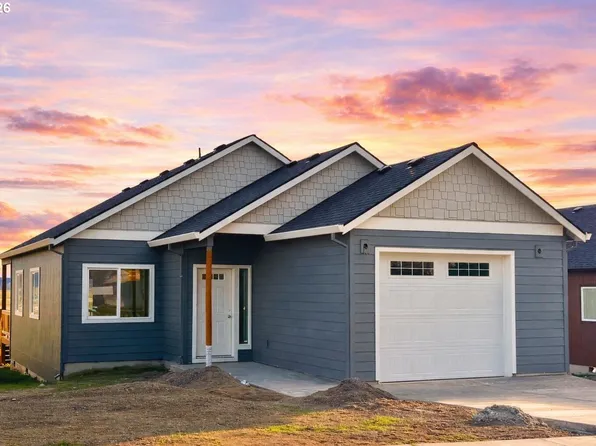 512 SW 6th St, Madras, OR 97741