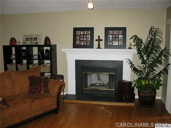 3rd image of 611 Mallard Head Ln
