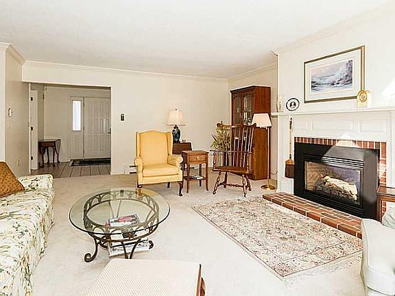 3rd image of 23 Wildwood Drive #23