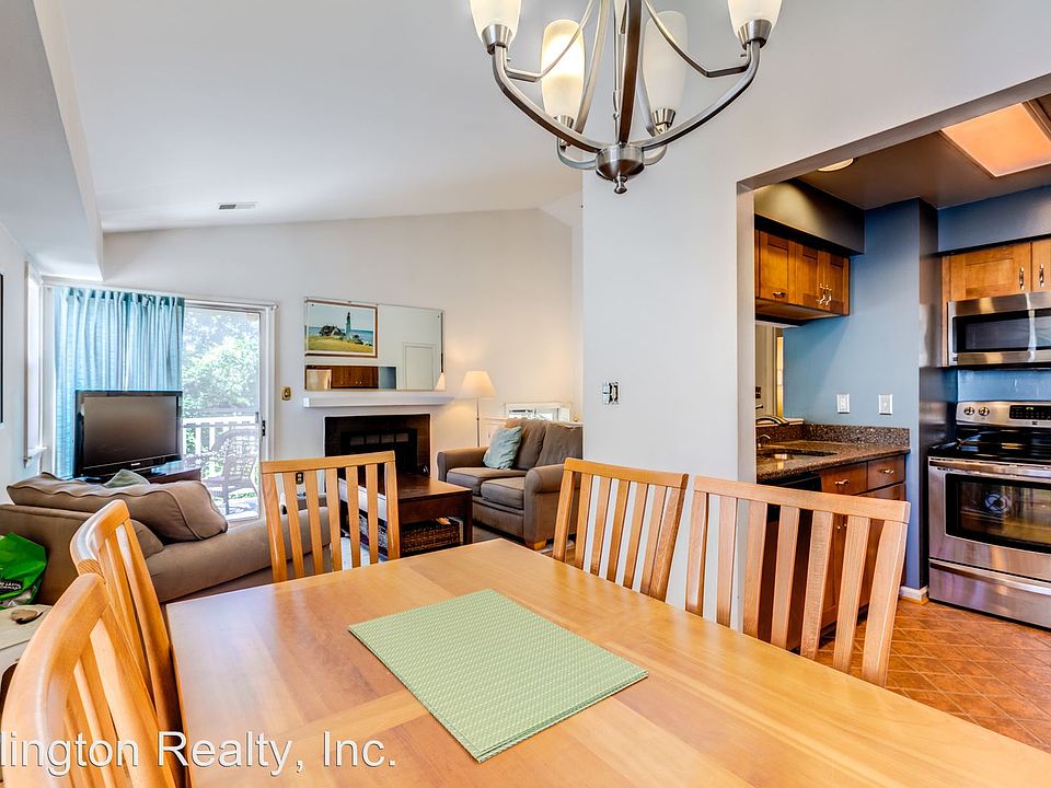 1st image of 2921F S Woodley St #1