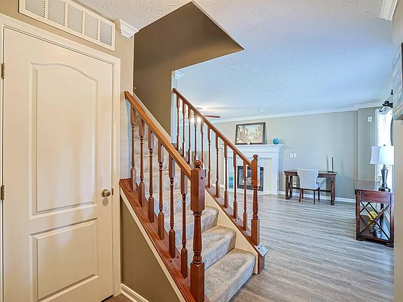 5th image of 10420 Blacksmith Pl