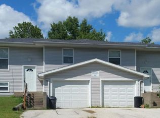 501 W Mauller Rd #B, Columbia, MO 65202