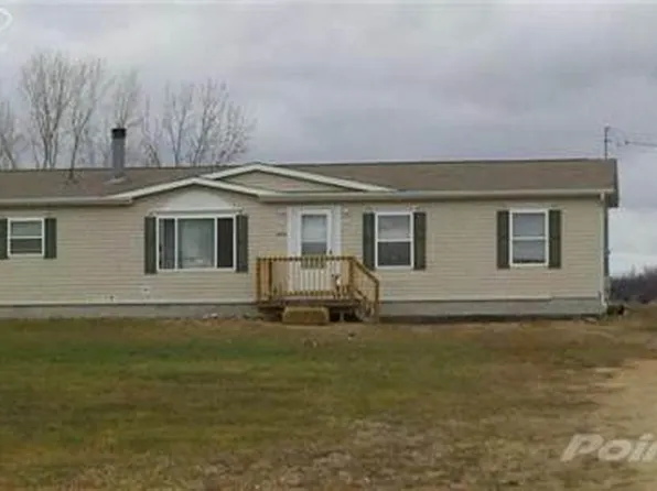 3074 Country Ln, Caro, MI 48723