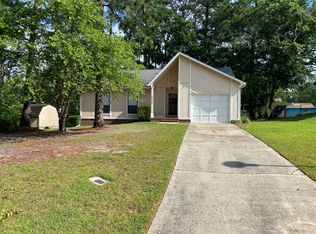 6524 Addingham Ct, Fayetteville, NC 28304