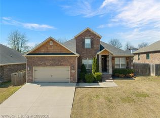 3876 Benjamin Ln, Bethel Heights, AR 72764