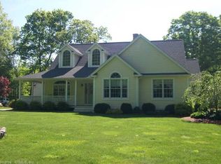 211 Colburn Rd, Canterbury, CT 06331