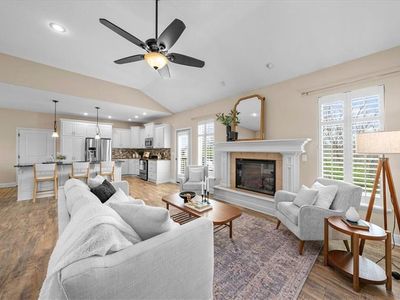 11917 S Eagle Crest Dr, Lees Summit, MO, 64086