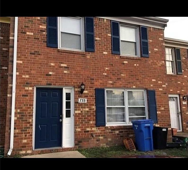 1st image of 733 Wickford Dr