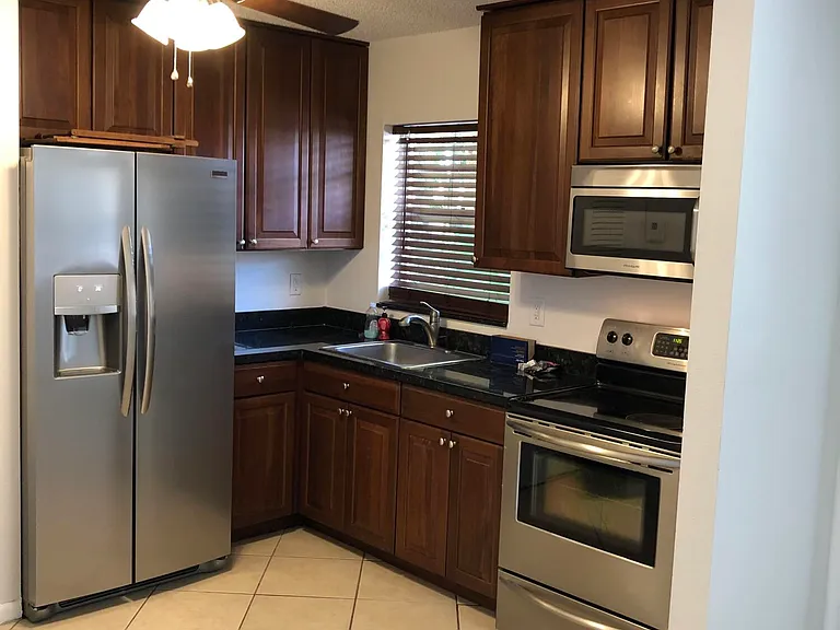 5192 NE 6th Ave #824 — Photo 3