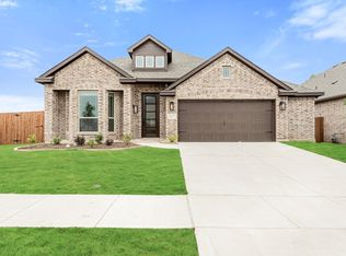 3217 Irises Ln, Glenn Heights, TX 75154