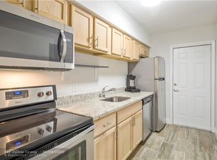 823 SE 14th St, Fort Lauderdale, FL 33316