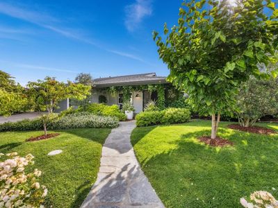 8590 Cliffridge Ave, La Jolla, CA, 92037