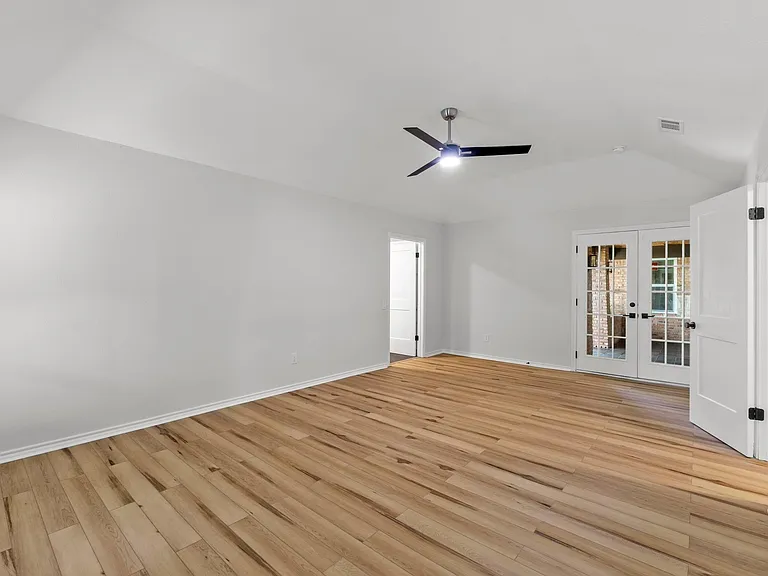 801 Lime Rock Dr — Photo 16