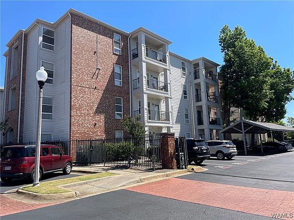 2nd image of 600 13th St E APT 535
