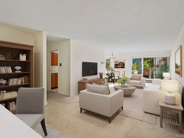 1149 Rockland Ave #108, Victoria, BC V8V 4T5