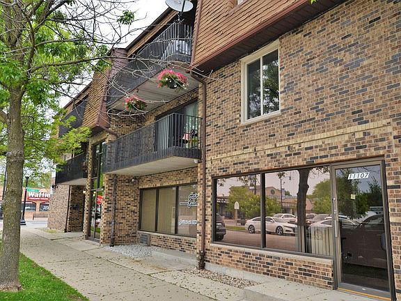 2nd image of 11103 S Saint Louis Ave Unit 204