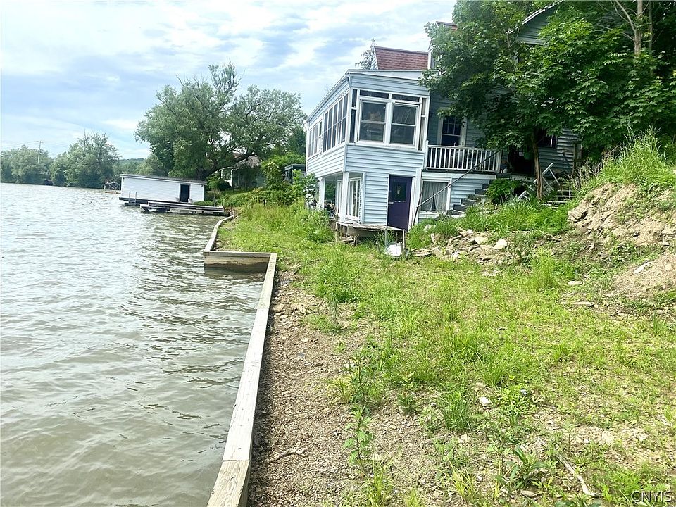 1st image of 373B N Shore Rd