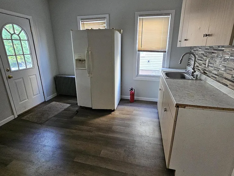 2231 Boulevard Ave — Photo 3