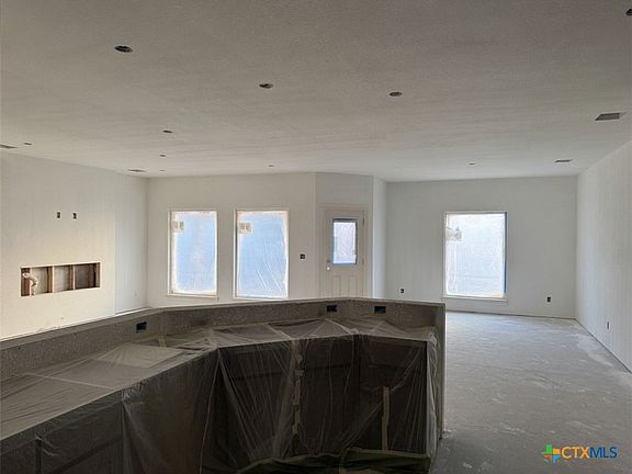 4th image of 2557 Tin Barn Blf