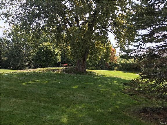 5th image of 1907 Greymoor Way