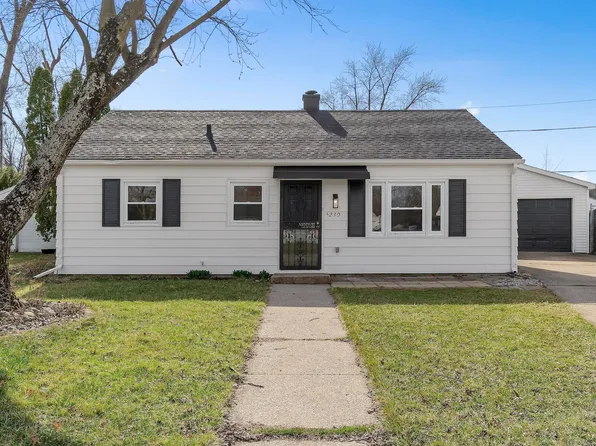 5230 Smith St, Fort Wayne, IN 46806