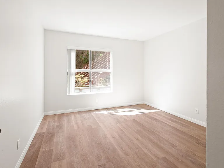 10376 Almayo Ave — Photo 83