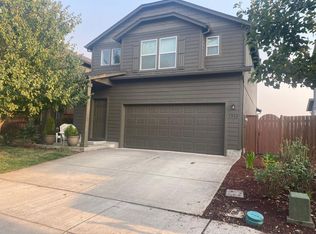 1982 Adelman Loop, Eugene, OR 97402