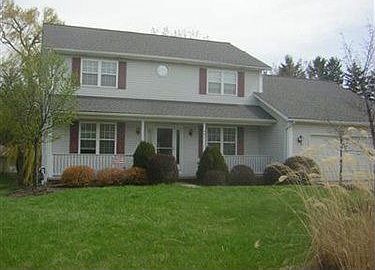 1st image of 441 Elm Ct