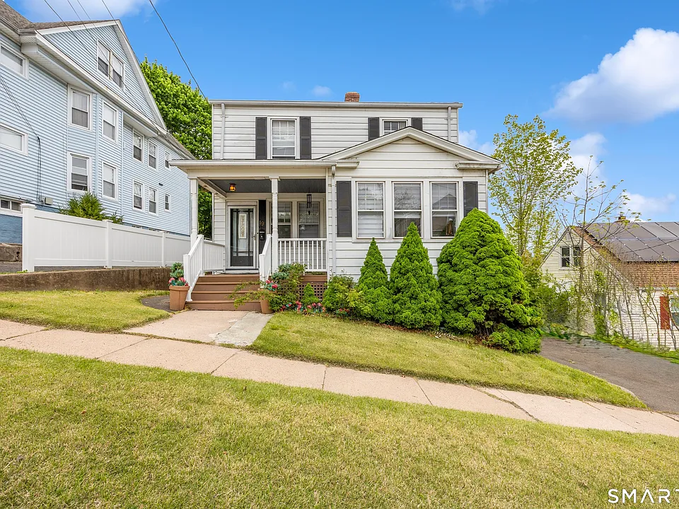 19 Cumley St