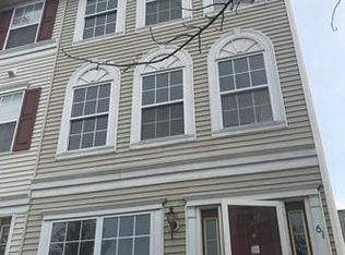 61 Giera Ct, Parlin, NJ 08859