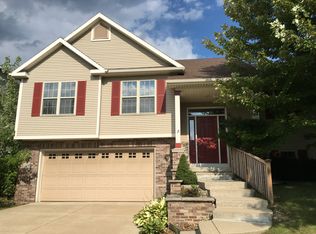 4314 Honeypie Dr, Madison, WI 53718